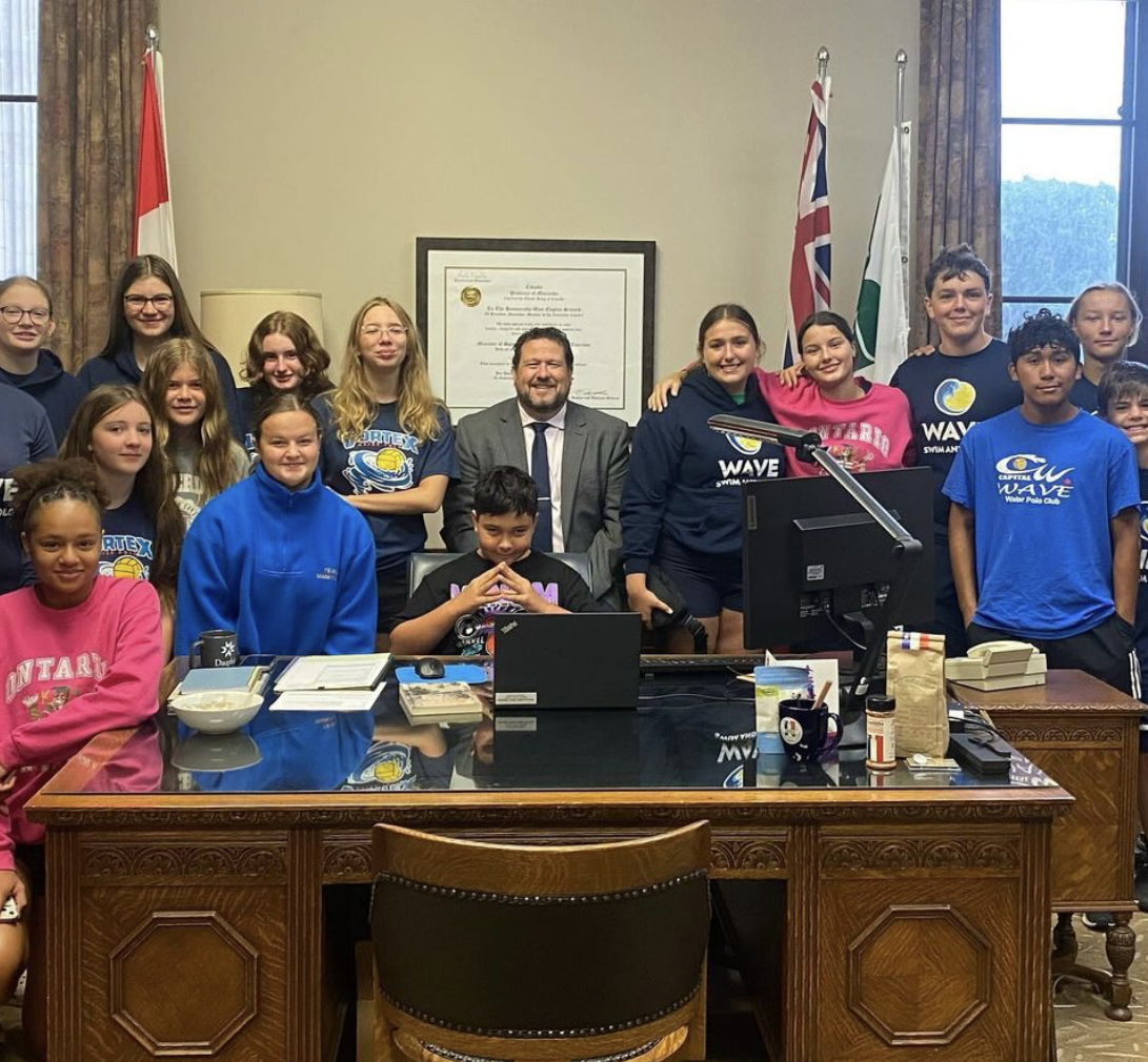 Group photo with Glen Simard